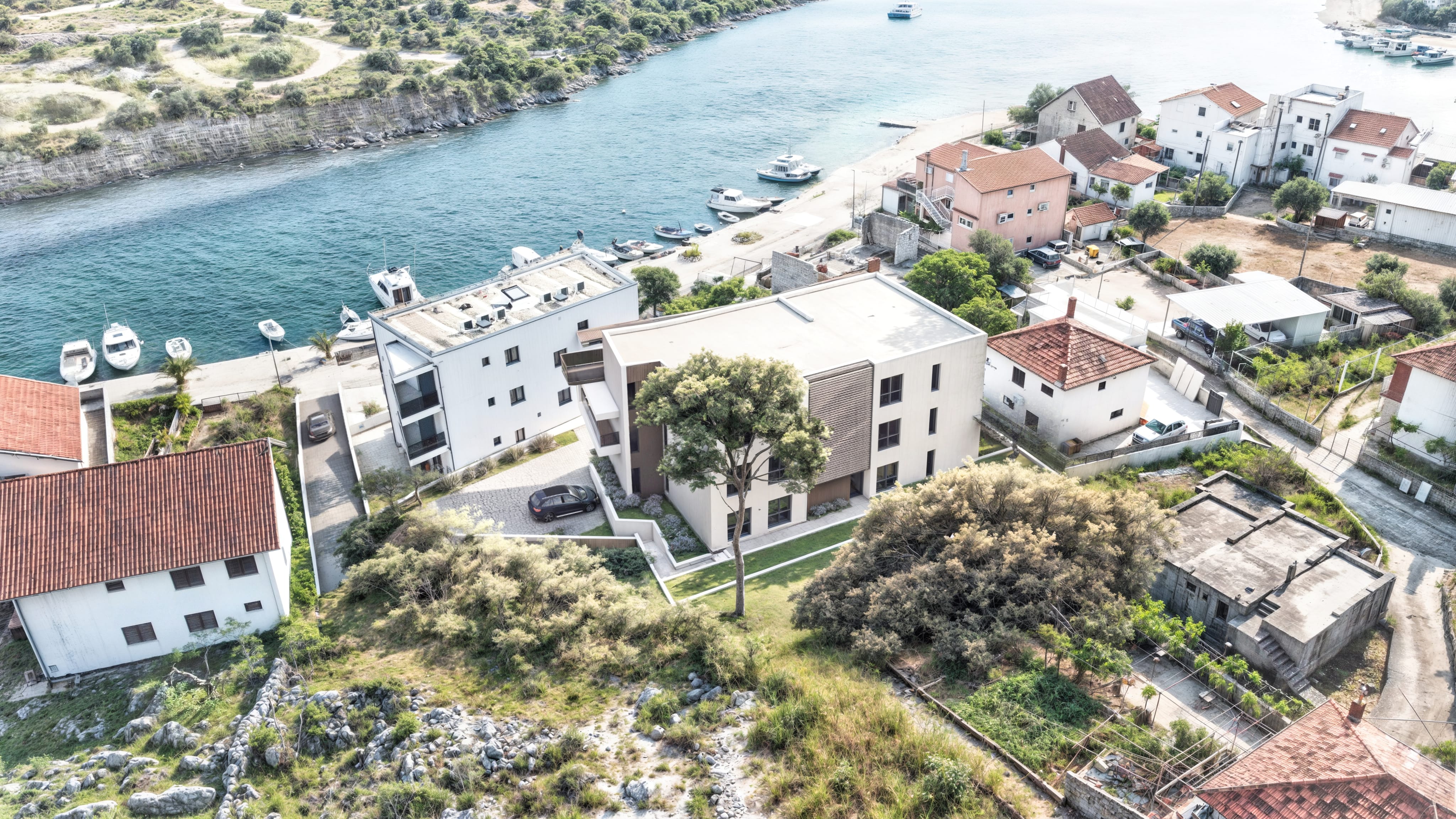 3D rendering objekta u novogradnji noc